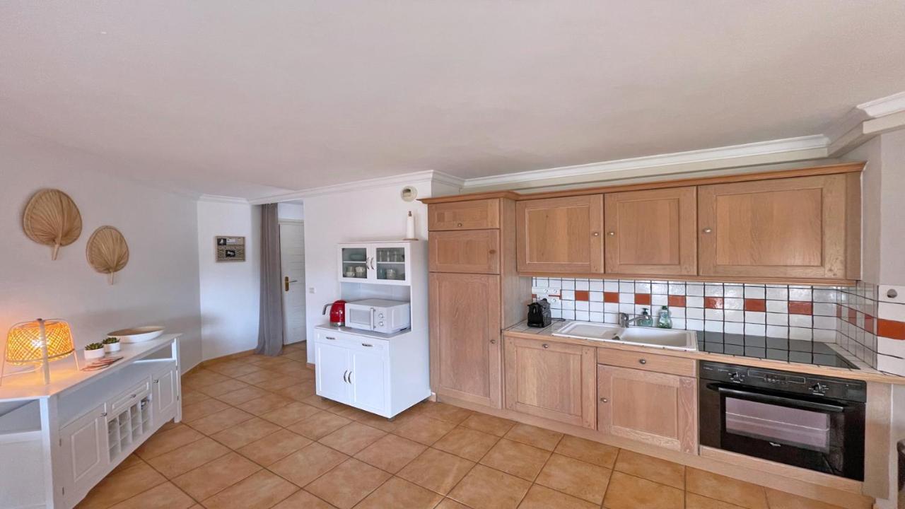 Appartement Les Pins Bleus A8 Sainte-Maxime Eksteriør bilde