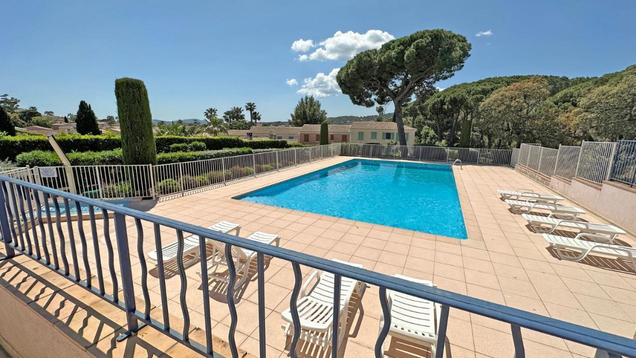 Appartement Les Pins Bleus A8 Sainte-Maxime Eksteriør bilde
