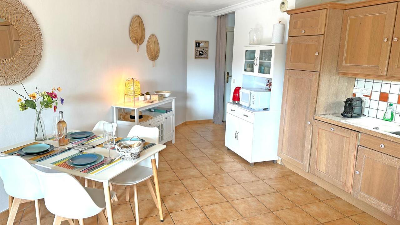Appartement Les Pins Bleus A8 Sainte-Maxime Eksteriør bilde